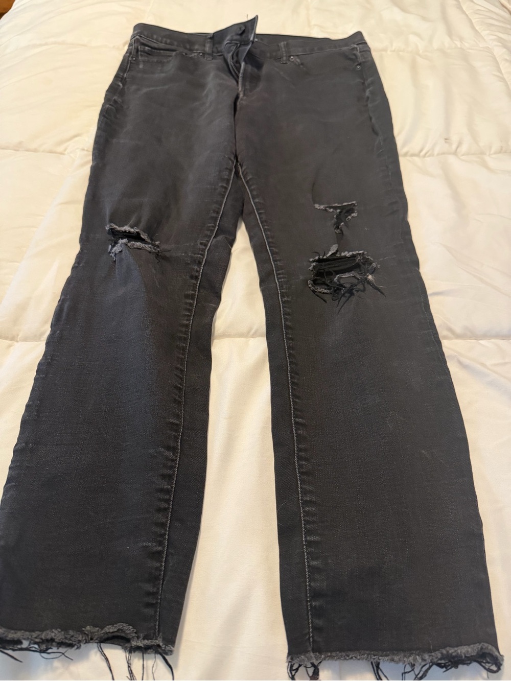 Express Black Straight Leg Distressed Womens Jeans